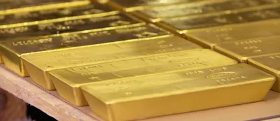 Gold Breaches $4,600 for First Time as Fed Independence Crisis Rocks Markets