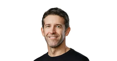 Apple Elevates John Ternus to Design Chief, Cementing CEO Candidacy