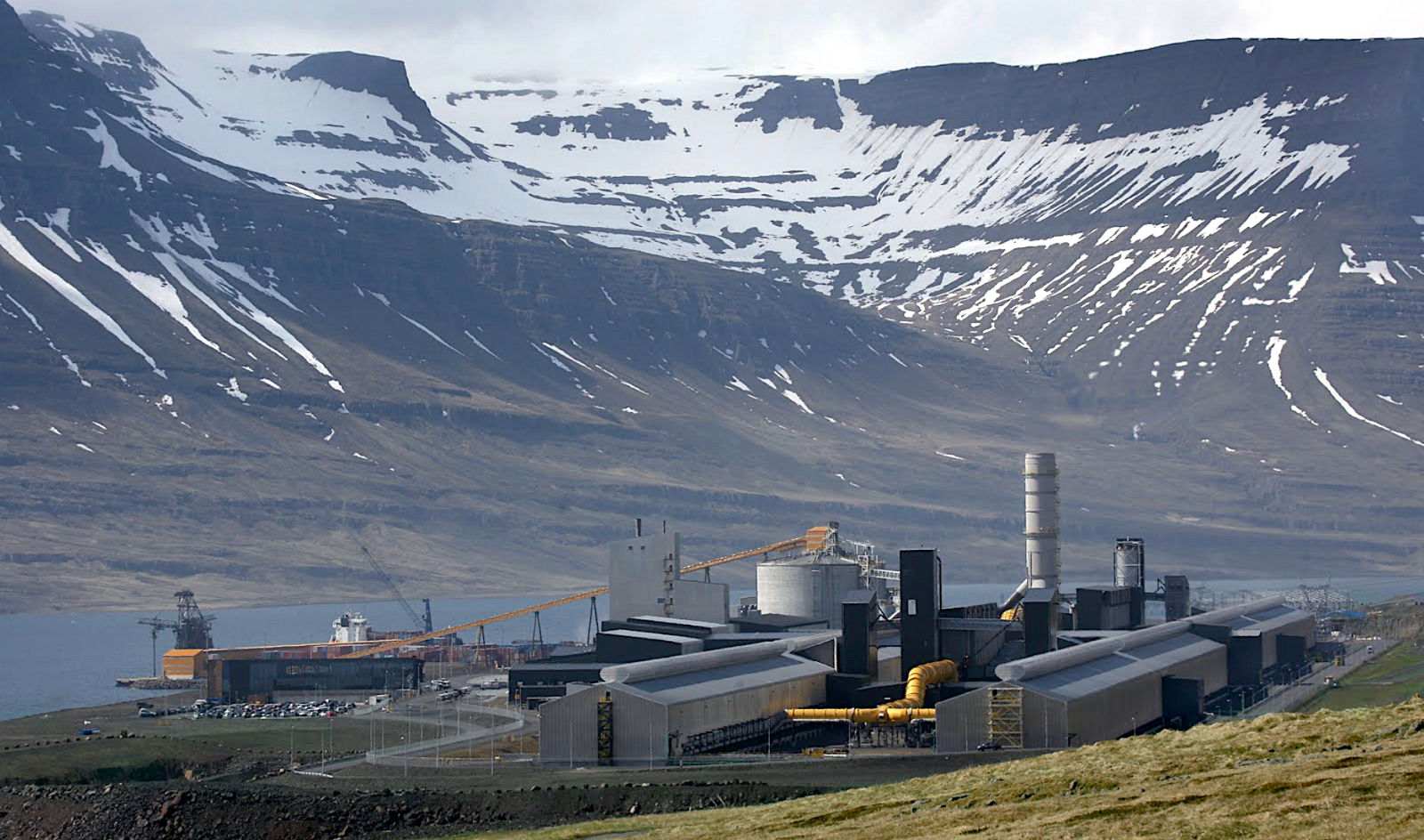 Alcoa's Fjarðaál smelter in Iceland, powered by renewable hydroelectric energy